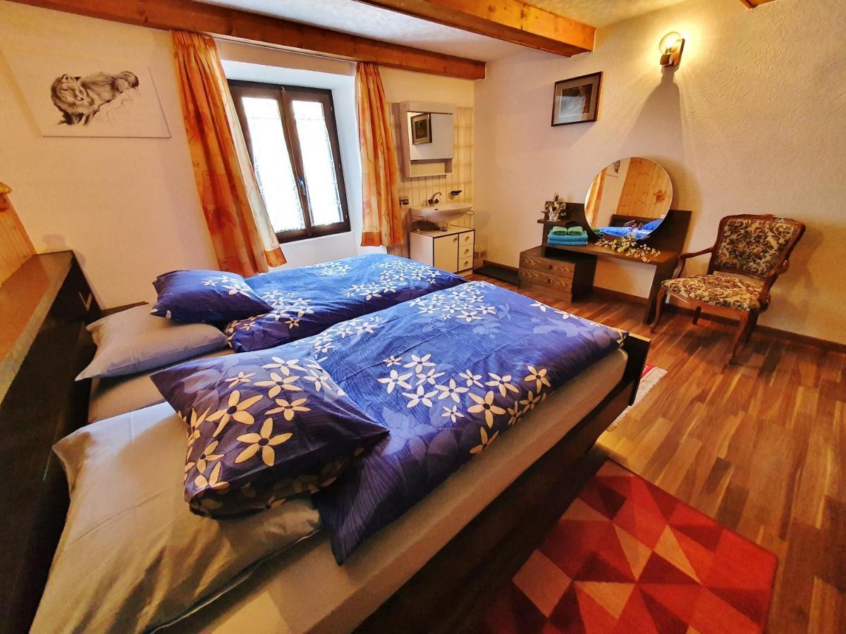 Bnb "A La Crus" Crana Экстерьер фото